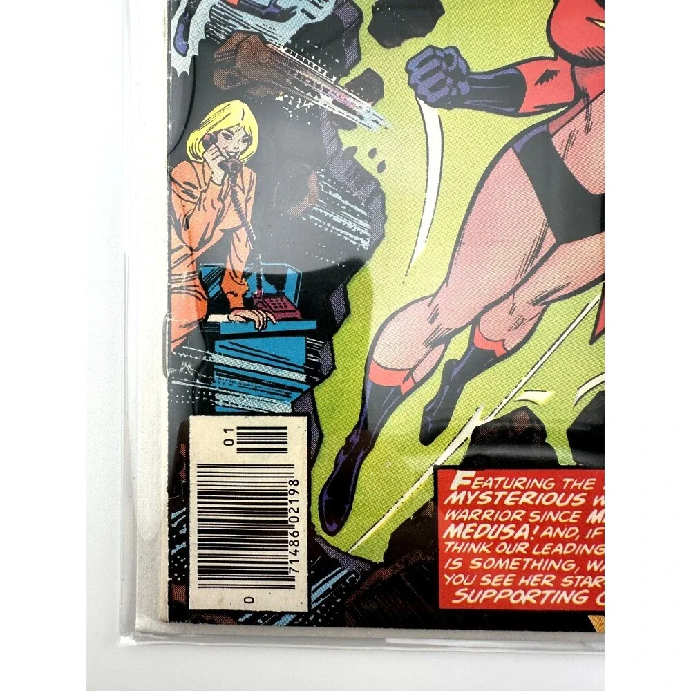 Ms. Marvel #1 (1977) Marvel Comics – 1st‎ Issue, Carol Danvers Debut